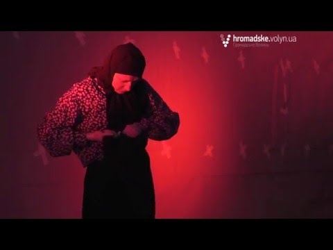 &laquo;Це&nbsp;крик, але через фарби&raquo;: у&nbsp;Луцьку розмалювали &laquo;стіну пам&rsquo;яті&raquo;
