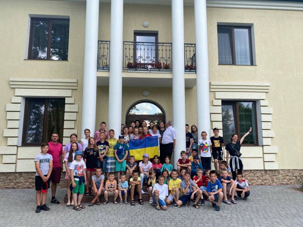 Літній дитячий реабілітаційний табір «Теплі Долоні»